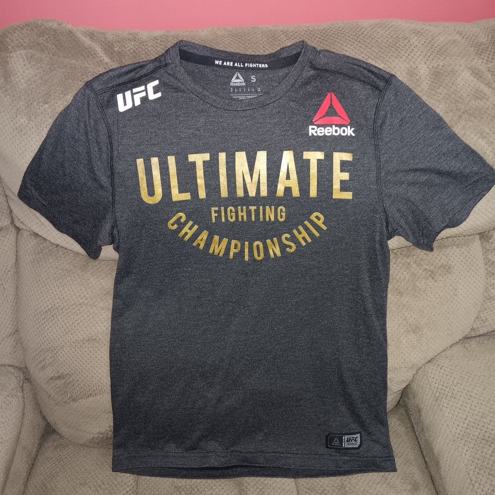 Unisex Reebok UFC Conor McGregor Gray Gold Shirt